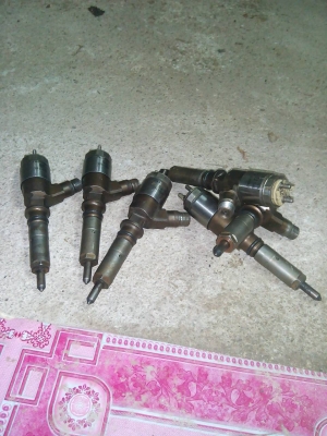 ขายหัวฉีด CAT 320D ของแท้ติดรถ มี 6 หัว สภาพ 90 \% ใช้งานได้ทุกตัว ขาย 8000 บาท ขายหัวฉีด CAT 320D ของแท้ติดรถ มี 6 หัว สภาพ 90 \% ใช้งานได้ทุกตัว ขาย 8000 บาท