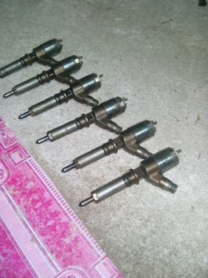 ขายหัวฉีด CAT 320D ของแท้ติดรถ มี 6 หัว สภาพ 90 \% ใช้งานได้ทุกตัว ขาย 8000 บาท ขายหัวฉีด CAT 320D ของแท้ติดรถ มี 6 หัว สภาพ 90 \% ใช้งานได้ทุกตัว ขาย 8000 บาท