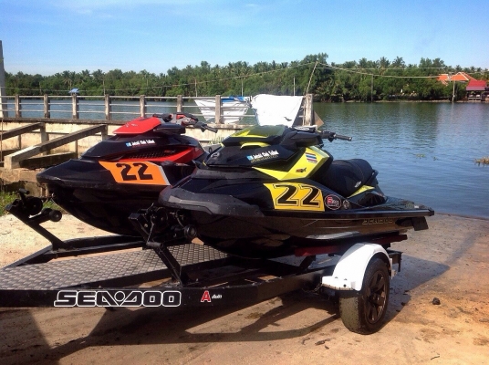 ขายด่วน jetski seadoo. rxt260x.2011