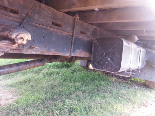 ขายISUZU KS110แรง เครื่องดี แคชซีสวย สภาพพร้อมใช้งาน เอกสารพร้อมโอน สนใจสอบถามรายละเอียดเพิ่มเติมโทร 090-8588220คุณนะ