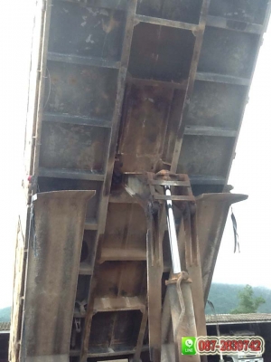 ขายรถดั้มพ์ 10 ล้อ 2 เพลา มีระบบลากจูง