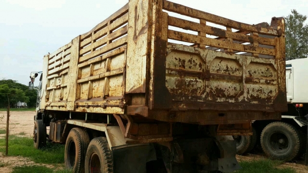 ***ขายแล้วครับขอบคุณ Truck2hand ขาย10ล้อ2เพลาดั้ม ราคาถูกๆHINO FM3MNLD M10C-240HP เครื่องเดิมเกียร์เดิม เครื่องดี แรงดี ช่วงล่างเดิมคัสซีดี ไม่ปะไม่ดาม กระบะดั้มเหล็กสภาพพอใช้ ต้องเก็บพื้นดีข้างพอใช้ ดั้มดีแรงดีไม่ยุบ หัวเก๋งไม่เดิม วางใหม่สภาพดีไม่ผุภายใ