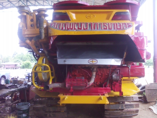 ขายรถเกี่ยวด่วนรุ่นศักดิ์พัฒนาการเกษตร