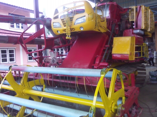 ขายรถเกี่ยวด่วนรุ่นศักดิ์พัฒนาการเกษตร