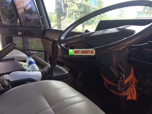 ขายรถบรรทุกนํ้ามัน 6 ล้อ บรรจุ 9,000 ลิตร ISUZU ROCKY 160 แรงม้า