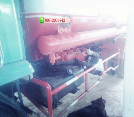 ขายรถบรรทุกนํ้ามัน 6 ล้อ บรรจุ 9,000 ลิตร ISUZU ROCKY 160 แรงม้า