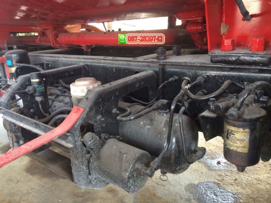 ขายรถบรรทุกนํ้ามัน 6 ล้อ บรรจุ 9,000 ลิตร ISUZU ROCKY 160 แรงม้า