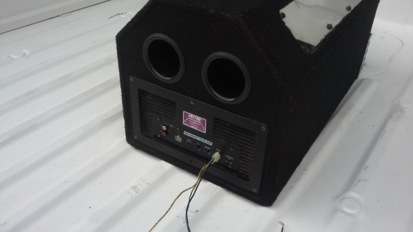 Subwoofer Clarion ADDZEST ดอก 10 นิ้ว แอมป์ในตัว มือสองญี่ปุ่น