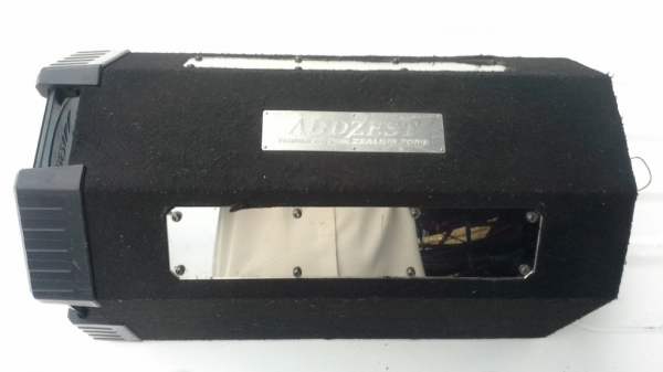 Subwoofer Clarion ADDZEST ดอก 10 นิ้ว แอมป์ในตัว มือสองญี่ปุ่น