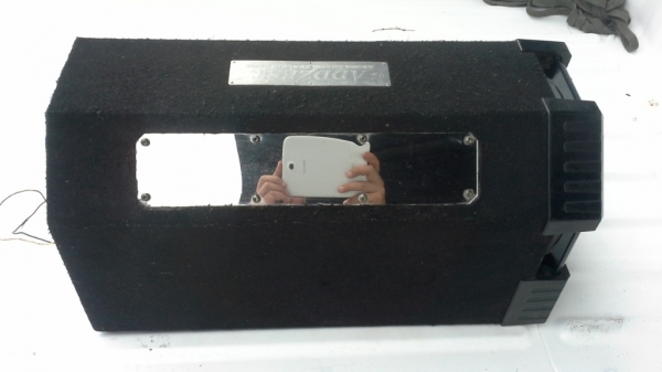 Subwoofer Clarion ADDZEST ดอก 10 นิ้ว แอมป์ในตัว มือสองญี่ปุ่น