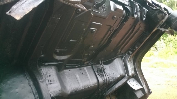 ขาย NPR 115 ห้างแท้ปี 34 เครื่อง 4BD1 115 แรงม้า 6 น็อตหน้าหลัง เกียร์สั้น คัสซีสวยตลอดเส้น ยางดี ทะเบียนเต็มพร้อมโอน