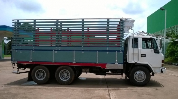 ขาย 10 ล้อเพลาเดียว ISUZU ช่วงล่างใหญ่  เครื่อง 6BG1 175 พวงมาลัยพาวเวอร์ ทะเบียนพร้อมโอนครับ