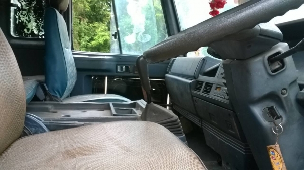 ขาย 10 ล้อเพลาเดียว ISUZU ช่วงล่างใหญ่  เครื่อง 6BG1 175 พวงมาลัยพาวเวอร์ ทะเบียนพร้อมโอนครับ