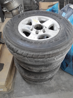 ขายล้อ 6 รู อีซูซุ มิว วิซาร์ด จากนอก ไม่เคยใช้ในไทย