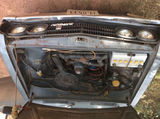 ขายดัสสันช้างเหยียบ แห้งๆ สี่ขอเกียร์คอ เครื่องดีมากๆ