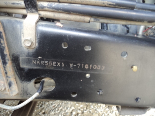 4 ล้อ NKR55EX1 รถห้างแท้ปี44 พร้อมใช้ พร้อมโอน335000