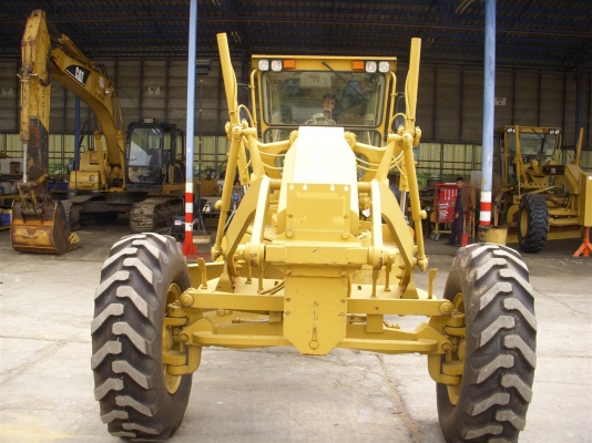 รถเกรด CAT 140H  S/N : 2ZK-07784 สภาพเทพ