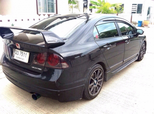 HONDA CIVIC 1.8s AUTO ปี 52 เล่มพร้อมโอน HONDA CIVIC 1.8s AUTO ปี 52 เล่มพร้อมโอน