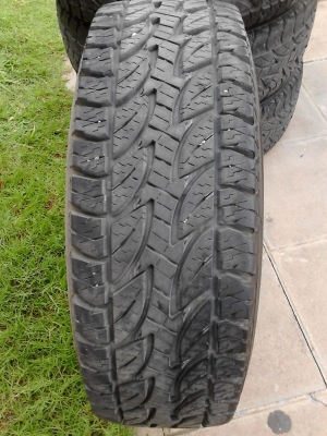 265/75R16 BRIDGESTON DUELER A/T ชุด 4 เส้น Tel.081-427-3941 265/75R16 BRIDGESTON DUELER A/T ชุด 4 เส้น Tel.081-427-3941