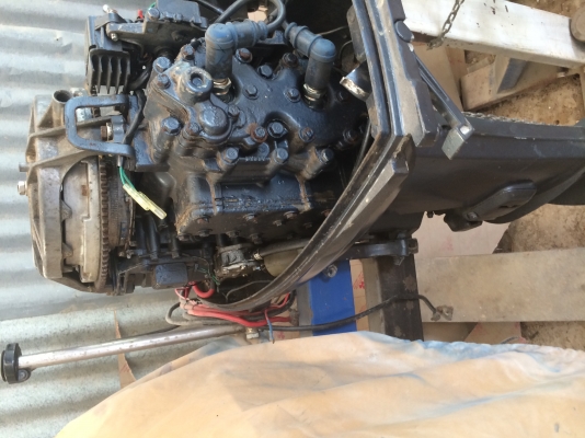 ขายเครื่องเรือ YAMAHA 40 แรง 35,000.-