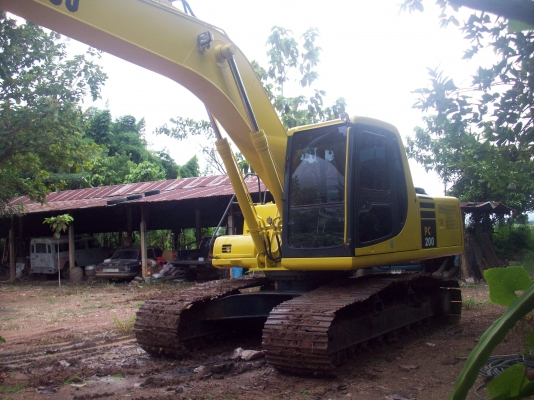 KOMATSU PC200-6 KOMATSU PC200-6