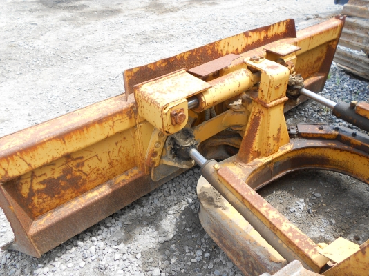 ขายรถแทรกเตอร์ดันดินมือสอง ราคาถูก