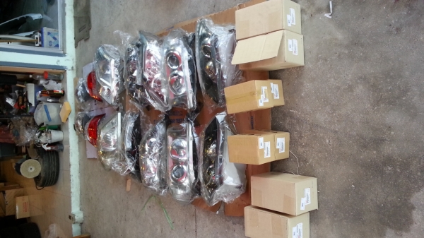 โคมไฟหน้า Camry Hybrid