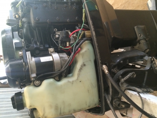 ขายเครื่องเรือ TOHATSU 50 แรง 85,000.-มีทริมยกหาง มีรีโมทให้ ขายเครื่องเรือ TOHATSU 50 แรง 85,000.-มีทริมยกหาง มีรีโมทให้