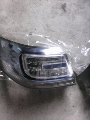 โคมไฟท้าย Camry Hybrid