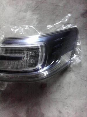 โคมไฟท้าย Camry Hybrid