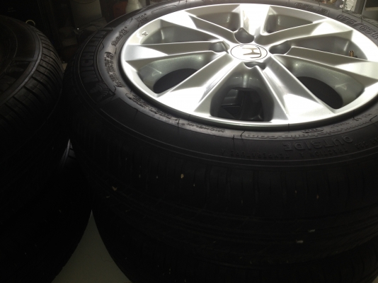 ขายล้อแม็กเดิม Honda jazz ขอบ 15' 4รู100 พร้อมยาง Michelin energy xm1 175 65 15