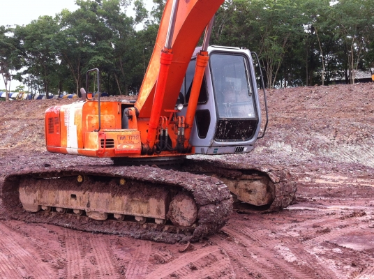 ขายแบคโฮ ฮิตาชิ200พร้อมใช้ขีด2super