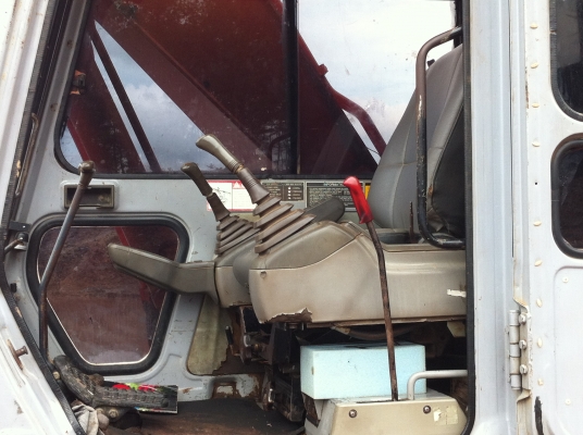 ขายแบคโฮ ฮิตาชิ200พร้อมใช้ขีด2super