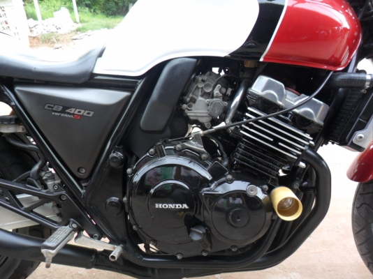cb400 superfour v.s สรรพสามิต 69000
