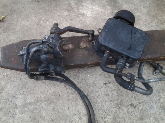 ขายกระปุกพวงมาลัยเพาเวอร์ 6ล้อ 7000 บาท