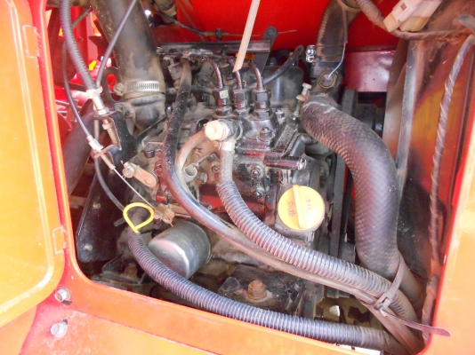 ขายรถเกี่ยวนวดข้าว YANMAR  CA135M (เก่านอก)