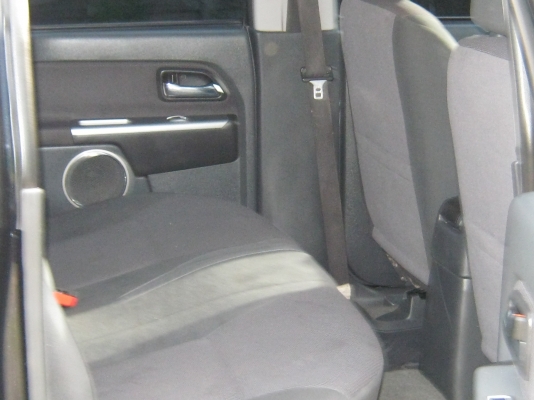 ขาย ISUZU HI LANDER เพลสตินัม 4 ประตูรถบ้านใช้น้อย ขาย ISUZU HI LANDER เพลสตินัม 4 ประตูรถบ้านใช้น้อย