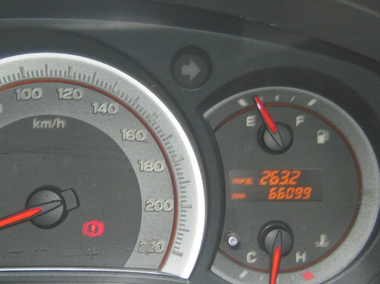 ขาย ISUZU HI LANDER เพลสตินัม 4 ประตูรถบ้านใช้น้อย ขาย ISUZU HI LANDER เพลสตินัม 4 ประตูรถบ้านใช้น้อย