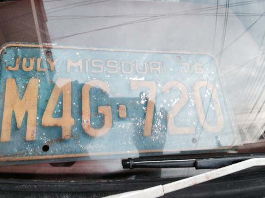 ขายดัสสัน 720 4ขอ พร้อมใช้ แอร์เย็น 62,000 บาท ติดต่อคุณเอ๋รามอินทรา โทร.092-6356419, 098-4246365