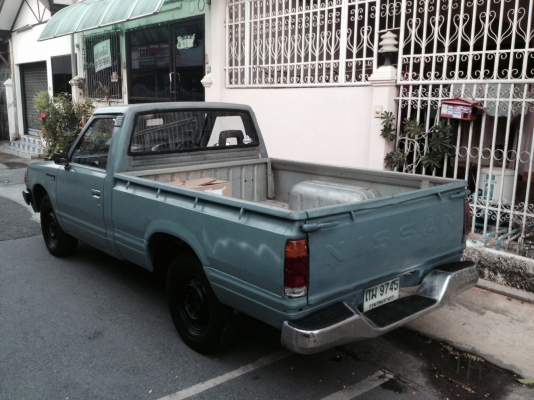 ขายดัสสัน 720 4ขอ พร้อมใช้ แอร์เย็น 62,000 บาท ติดต่อคุณเอ๋รามอินทรา โทร.092-6356419, 098-4246365