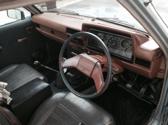 ขายดัสสัน 720 4ขอ พร้อมใช้ แอร์เย็น 62,000 บาท ติดต่อคุณเอ๋รามอินทรา โทร.092-6356419, 098-4246365