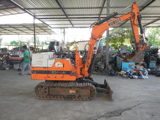 ขายรถขุดเล็ก BACK HOE KUBOTA KH-8H พร้อมใช้งาน ขายรถขุดเล็ก BACK HOE KUBOTA KH-8H พร้อมใช้งาน