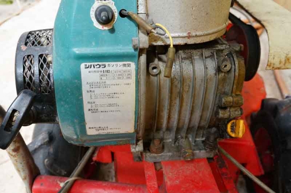 เครื่องตัดหญ้าแบบเดินตาม มีเกียร์ Shibaura ของเก่าจากญี่ปุ่น ยังใช้งานได้ดี