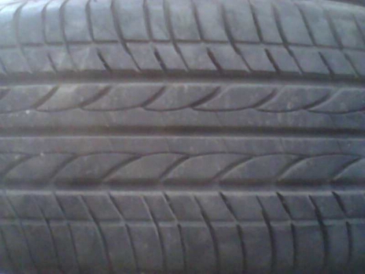 ขายยางใช้แล้ว bridgestone 185/60/15 ปี 12 ชุด 2700