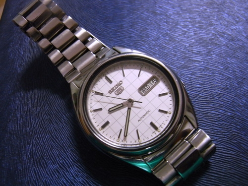 17ก.ค.((น้าเล็ก)) นำเสนอนาฬิกาข้อมือ