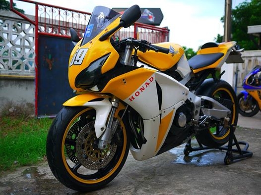 ขาย Cbr93 ตัวคาร์บูรไฟฟ้า พร้อมทะเบียนแท้ แฟริ่ง Cbr1000 08