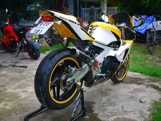 ขาย Cbr93 ตัวคาร์บูรไฟฟ้า พร้อมทะเบียนแท้ แฟริ่ง Cbr1000 08