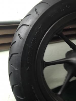 ขายล้อ zoommer ขอบ 12" พร้อมยาง สภาพใหม่ 3800