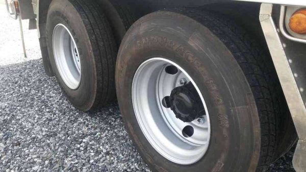 ISUZU FVM 240 รถตู้บรรทุก ตู้เครื่องทำความเย็น ISUZU FVM 240 รถตู้บรรทุก ตู้เครื่องทำความเย็น