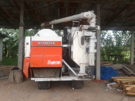 ขายรถเกี่ยว KUBOTA DC 60 ขายรถเกี่ยว KUBOTA DC 60